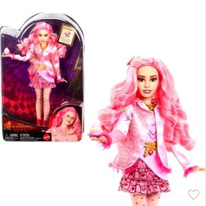 Descendants: The Rise of Red Fashion Doll- Bridget, Young Queen of Hearts New